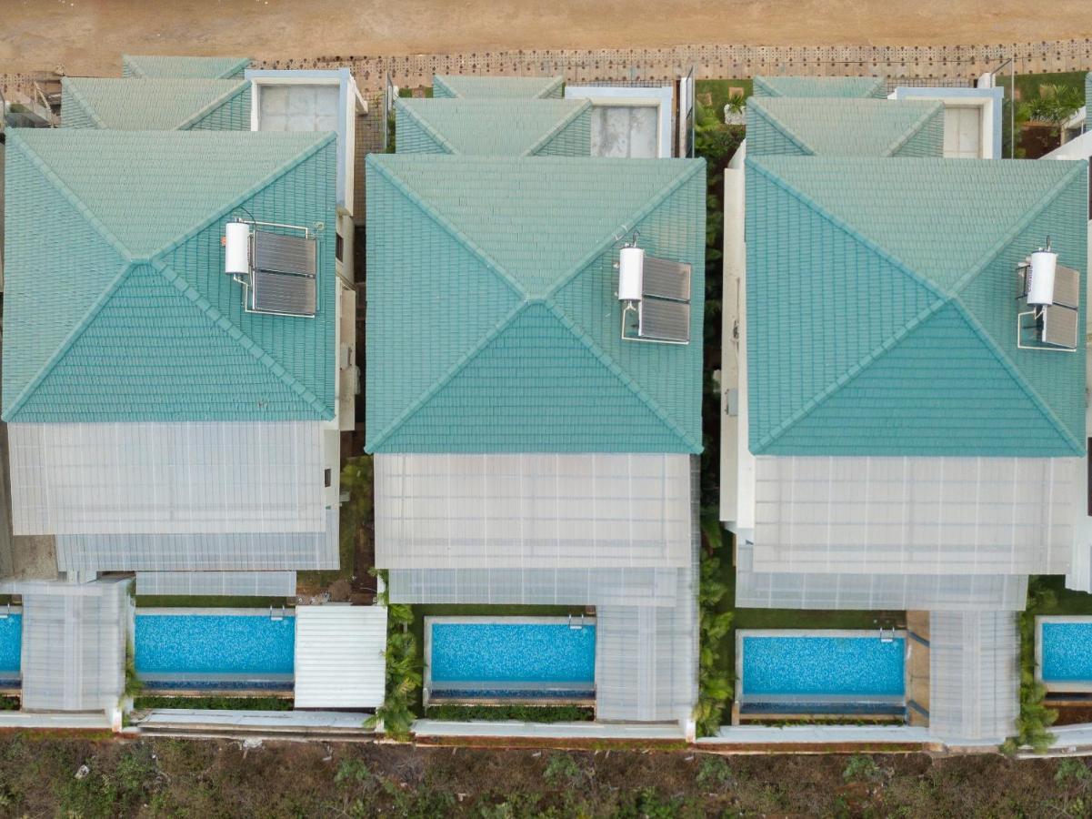 Ayan Villas With Private Pool Siolim Exterior foto