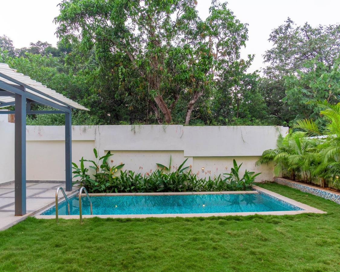 Ayan Villas With Private Pool Siolim Exterior foto