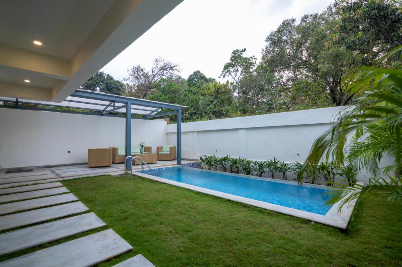 Ayan Villas With Private Pool Siolim Exterior foto
